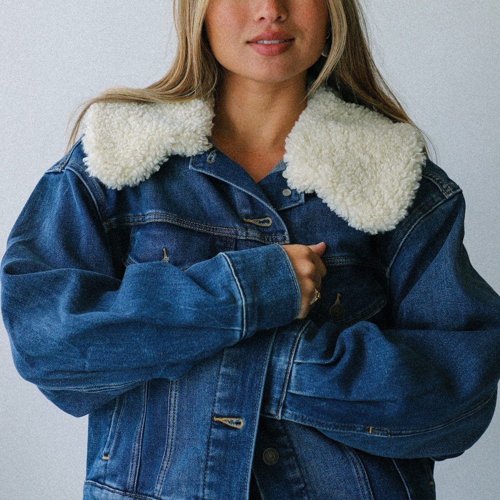 Levi's Warm Baby Bubble Trucker Jacket - Picture 2 of 8